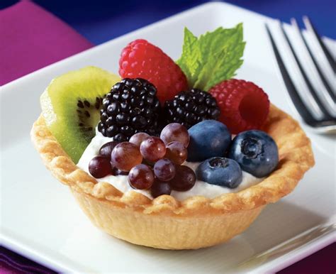 Fresh Fruit Tartlets - Daisy Brand