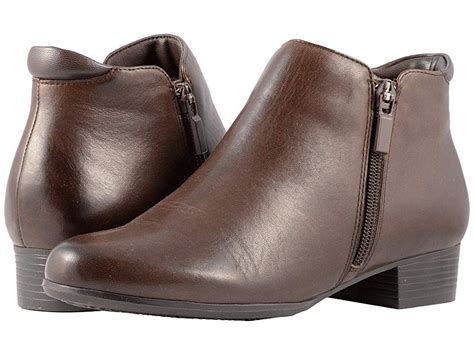 Trotters Major (Dark Brown Smooth Leather) Women's Boots. Keep your ...