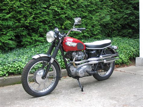 Triumph Trophy Gallery | Classic Motorbikes