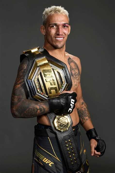 Charles Oliveira The “Do Bronx” - One of the Best Fighters in UFC History