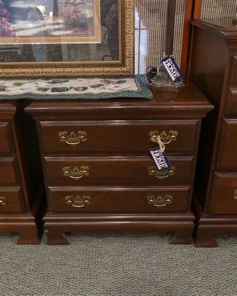 Cherry Nightstand | New England Home Furniture Consignment