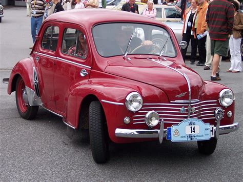 1946 Renault 4CV - Information and photos - MOMENTcar