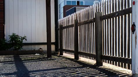 Picket Fence Shadows | A pretty picket fence on the edge of … | Flickr