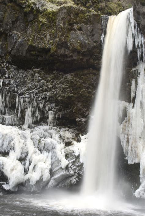 30 Must-See Waterfalls + Hikes in Washington - Outdoor Project