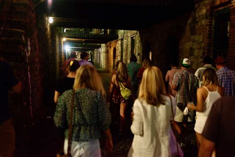 Savannah Ghost Tours - A Haunted Walk You'll Never Forget