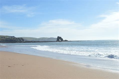 Thurlestone beach | South Devon Beach Bible | Coast & Country Cottages