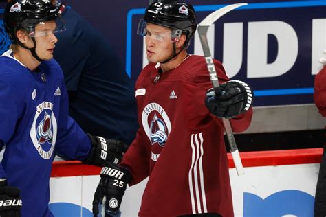 Logan O'Connor Q&A: Avalanche forward on exit from playoffs