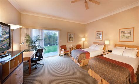 Best Western Plus Kelowna Hotel & Suites