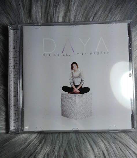 Daya Sit Still Look Pretty – newstempo