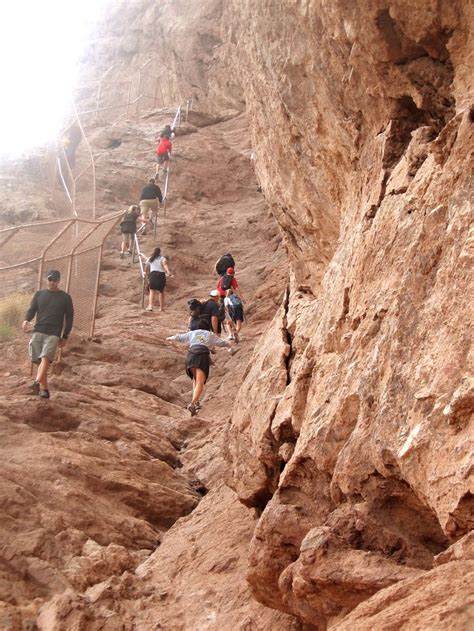 Hiking Camelback Mountain - Phoenix, AZ | Where the tumbleweeds roam.…