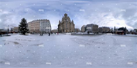 360° view of Weihnachtsmarkt auf dem Neumarkt an der Frauenkirche ...