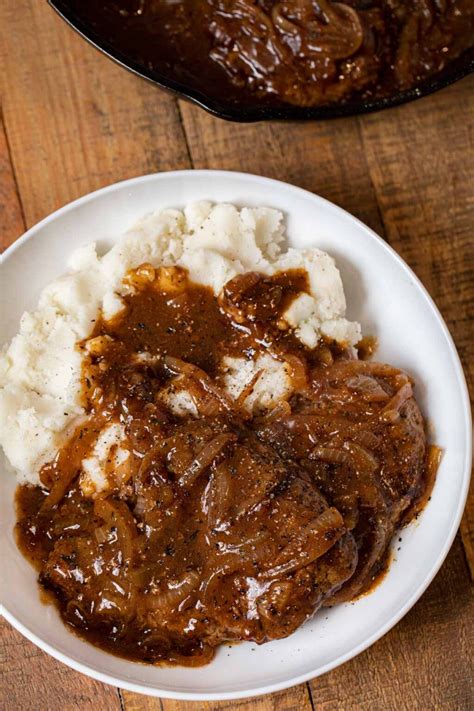 Easy Cube Steak with Gravy Recipe [VIDEO] - Dinner, then Dessert