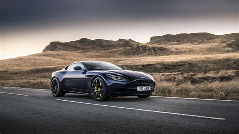 2019 Aston Martin DB11 AMR | Top Speed