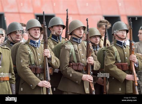 Polish armed forces world war ii hi-res stock photography and images ...