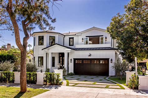 Home of the Week | In Santa Monica, a new take on an old classic - Los ...