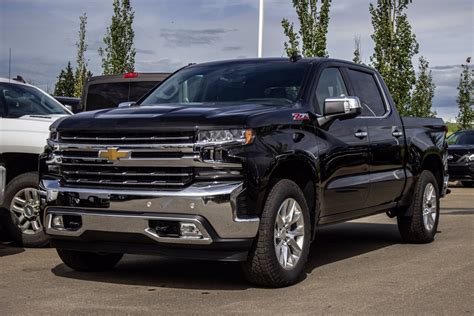 New 2020 Chevrolet Silverado 1500 LTZ 4WD Crew Cab Pickup