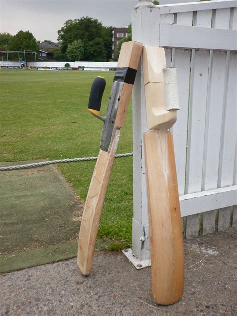 One-armed cricket bat tested at local club – JESMONDLOCAL