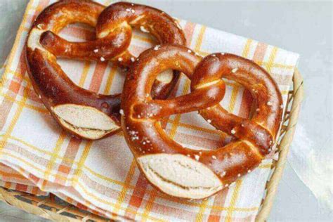 15 Best German Snacks From Germany To Try