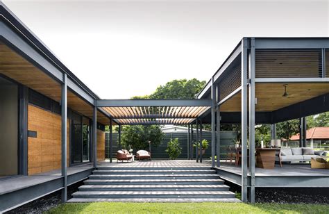 Modular Prefab Annex to Weekend House by SOA: Modern Prefab Modular ...