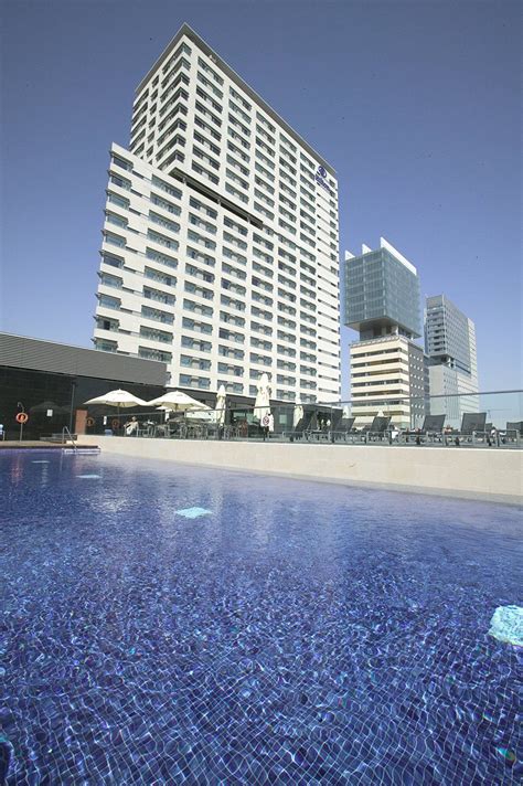 Hilton Diagonal Mar Barcelona Hotel | Barcelona beach hotels, Barcelona ...