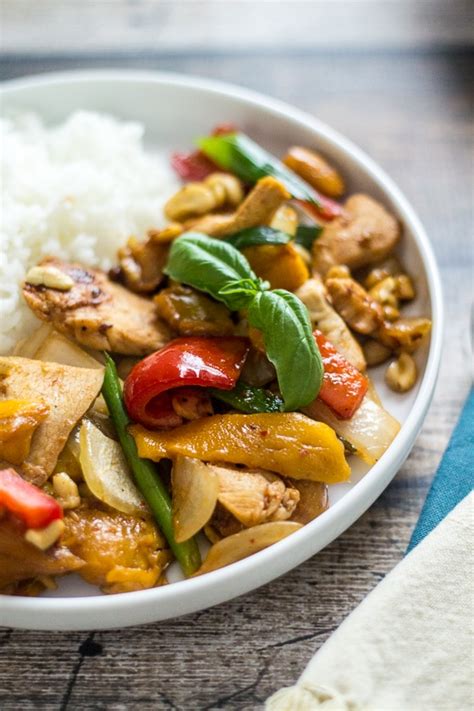 Thai Mango Chicken Stir Fry Recipe - The Wanderlust Kitchen