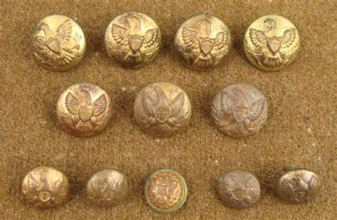 ORIGINAL CIVIL WAR COLLECTION OF 12 UNIFORM BUTTONS