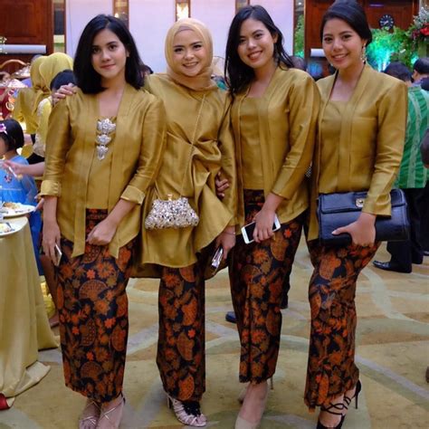 Model Baju Atasan Satin Untuk Pesta - Desain Baju Pengantin Pesta dan Kondangn