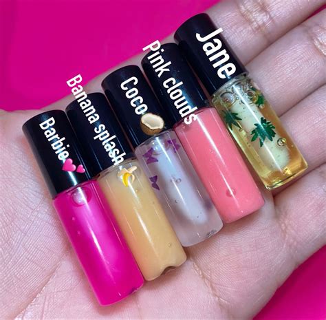 Mini samples lipgloss, lipgloss samples in 2021 | Clear lipgloss, Lip ...