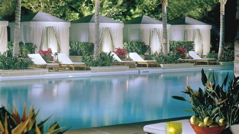 Four-Seasons-Miami-Pool3 - Travel for Senses