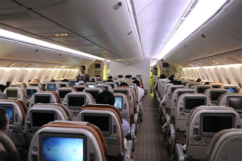 Singapore Airlines Boeing 777-300ER Cabin (9V-SWG) DSC2584… | Flickr