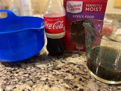 2 Ingredient Soda Pop Cake | Daily Momtivity