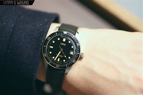 Baselworld 2018: Introducing the Oris Divers Sixty-Five Bronze Bezel in ...