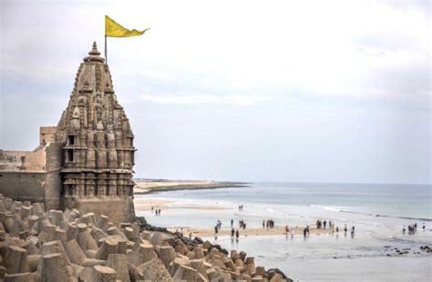 Dwarka Beach - Nearby Places to Visit & Best Time to Visit