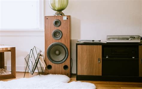 5 Best Vintage Speakers Under $500 - Howstereo