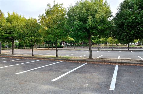 Choosing a Concrete Parking Lot For Your Commercial Property