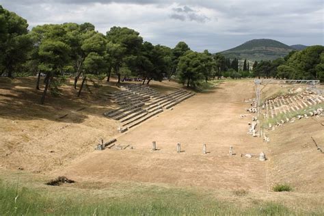 Stadium - Ancient History Encyclopedia