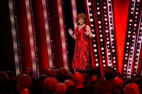 Reba McEntire postpones 3 upcoming concerts on ‘doctor’s orders ...