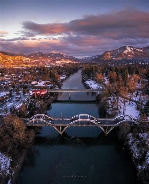 Grants Pass, Southern Oregon in a soft blanket of snow during winter of 2017 photographed from ...