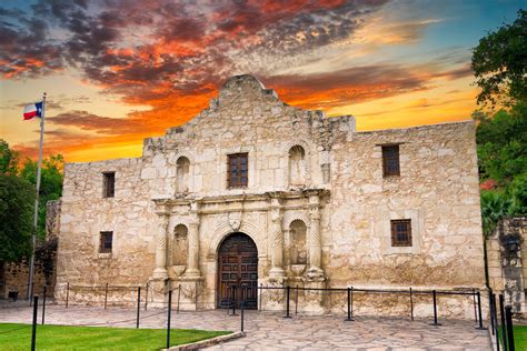 The Alamo — The Site of One of America’s Most Historic Battles | Gray ...