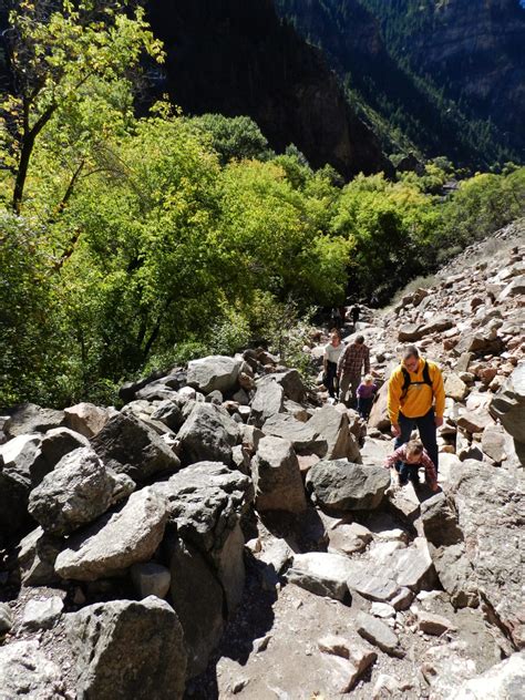 Hiking along Hanging Lake Trail | Colorado Travel Blog