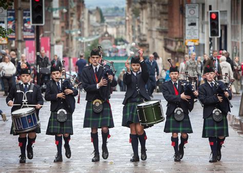 Piping Live 2017 kicks off in Glasgow with 50,000 people expected to flock to the city for week ...