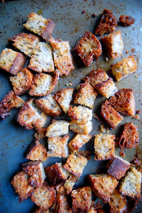 How to Make Homemade Croutons