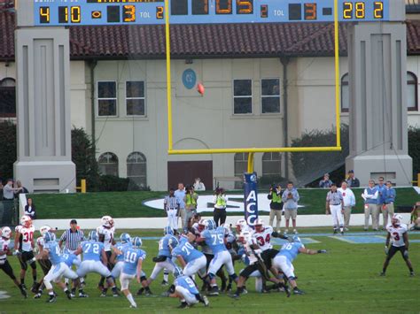 File:North Carolina field goal vs Maryland.jpg - Wikimedia Commons