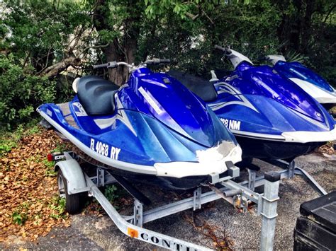 5 Yamaha vx110 Jetskis plus parts and trailers Read entire add please 2-2005 vx110 deluxe both ...