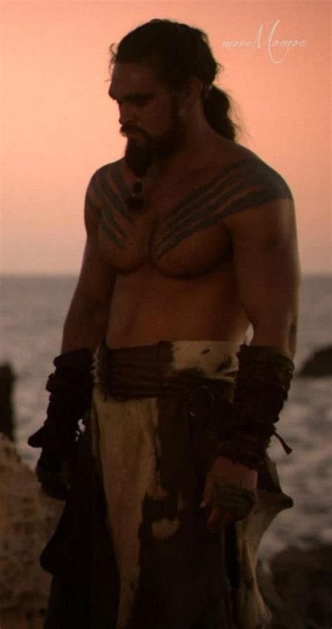 Jason Mamoa as Khal Drogo why did he have to die he was so hot and his ...