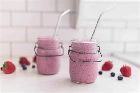 Berry Kefir Smoothie - Farmhouse on Boone