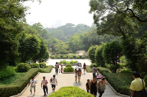 Yuexiu Park in Guangzhou - the largest park in the city