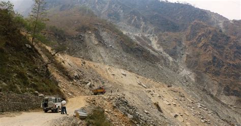 Satellite data to aid the development of a landslide monitoring and ...