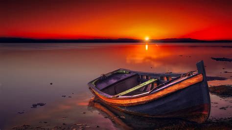Download Sunset Boat On Beach On Itl.cat
