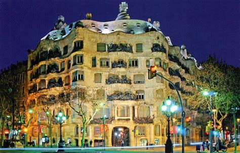 Jazz on the roof of the house of Gaudi "La Pedrera" - Барселона ...